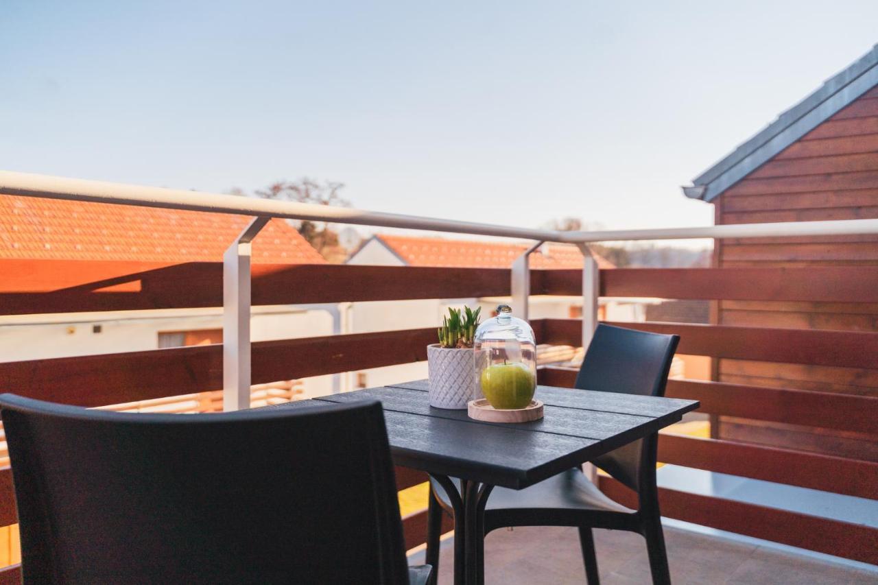 St. Martin'S Apartments Grkavescak Екстериор снимка