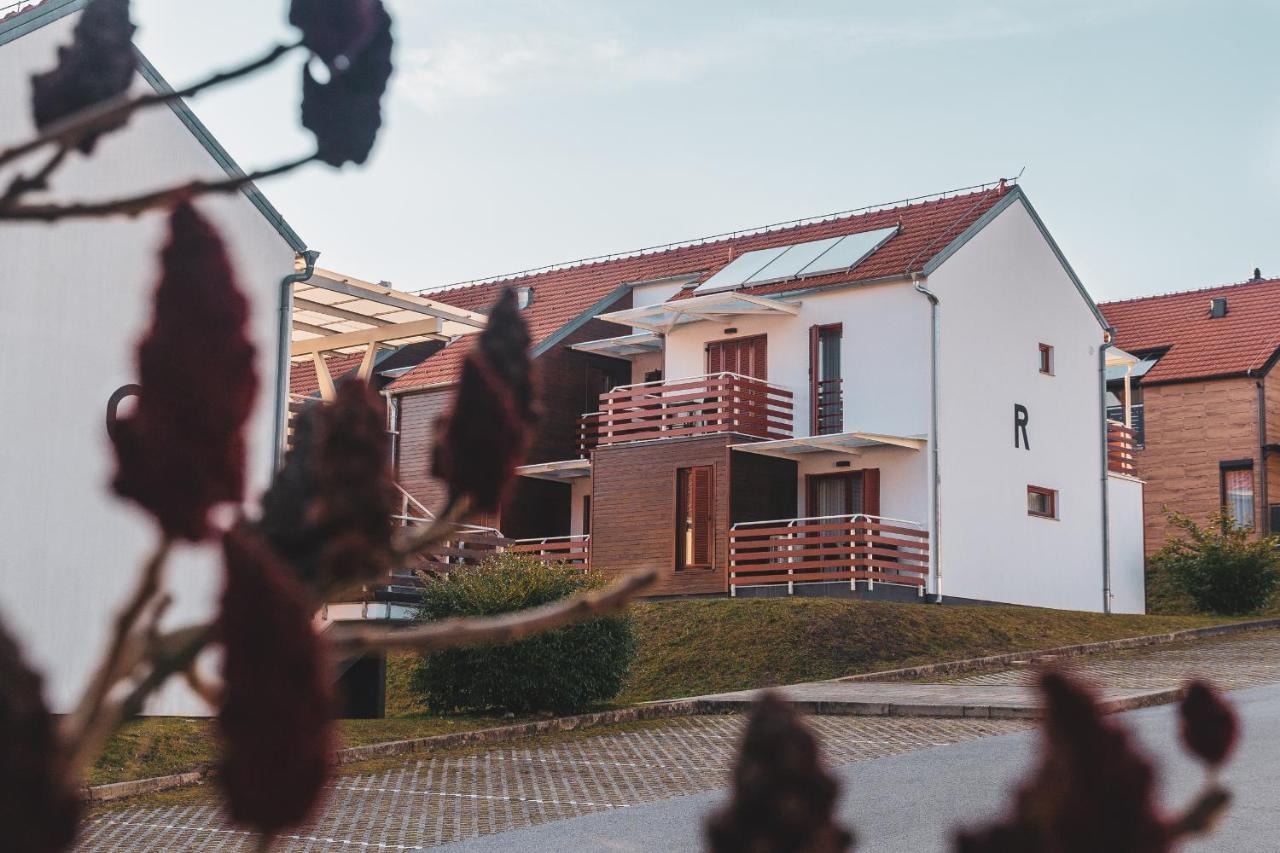 St. Martin'S Apartments Grkavescak Екстериор снимка